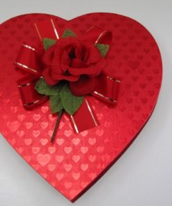 One Pound Red Rose Heart Shaped Box-0